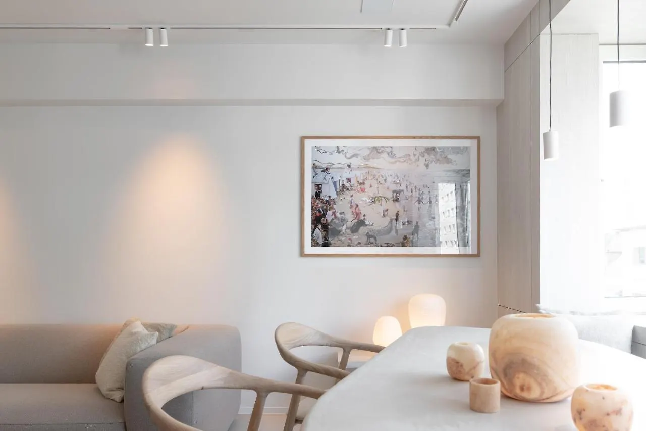 Een designappartement met zijdelings zicht op zee Oostende Appartement